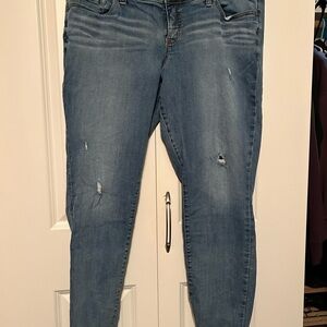 Torrid boyfriend light Distressed Jeans